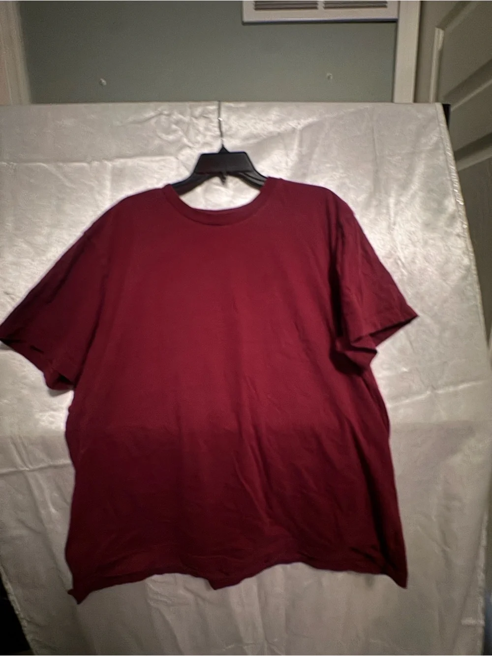 GAP Men's Crewneck Tee - Deep Burgundy